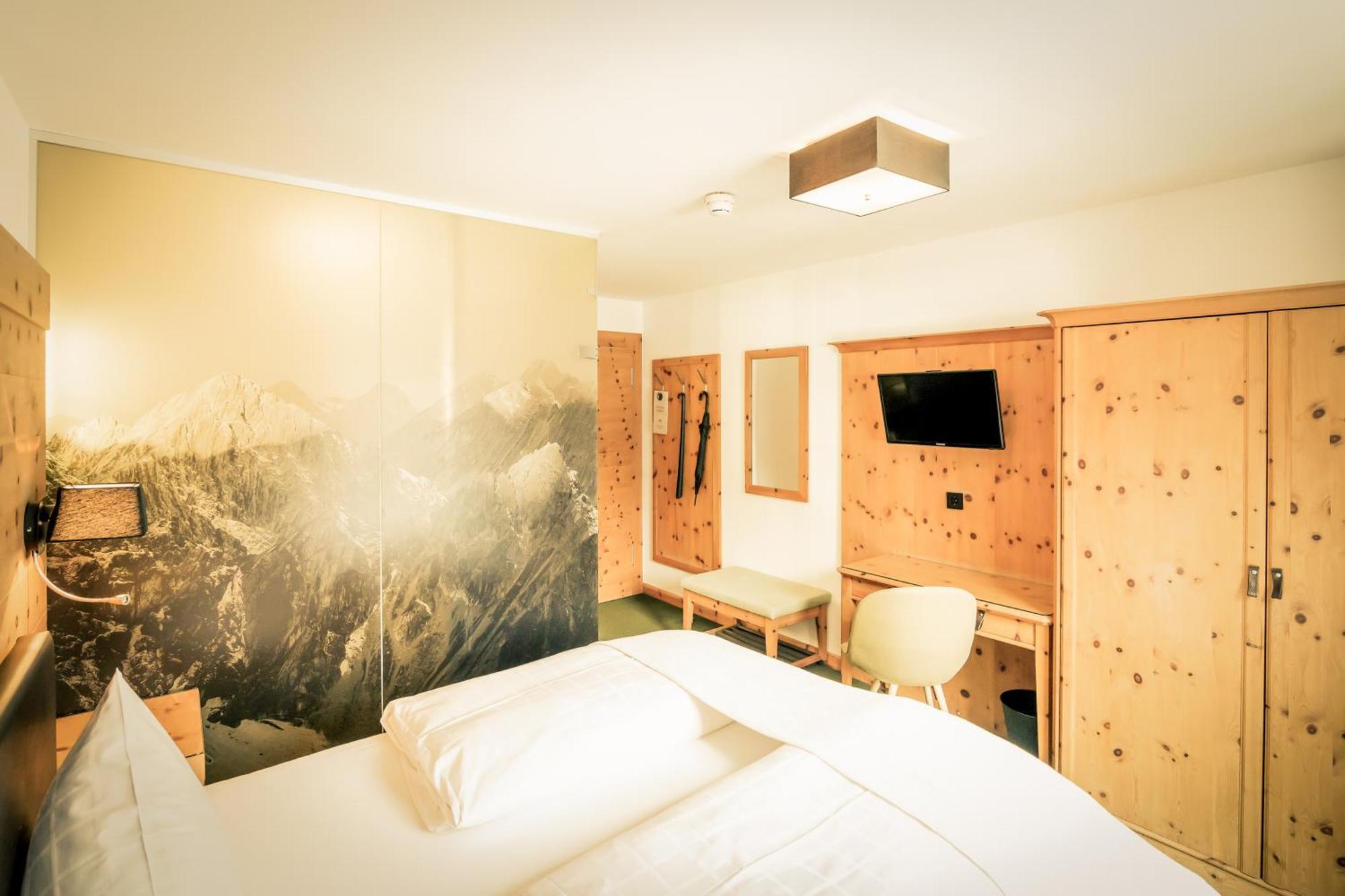 Posthotel Lechtal, Arlberg Holzgau Exteriör bild